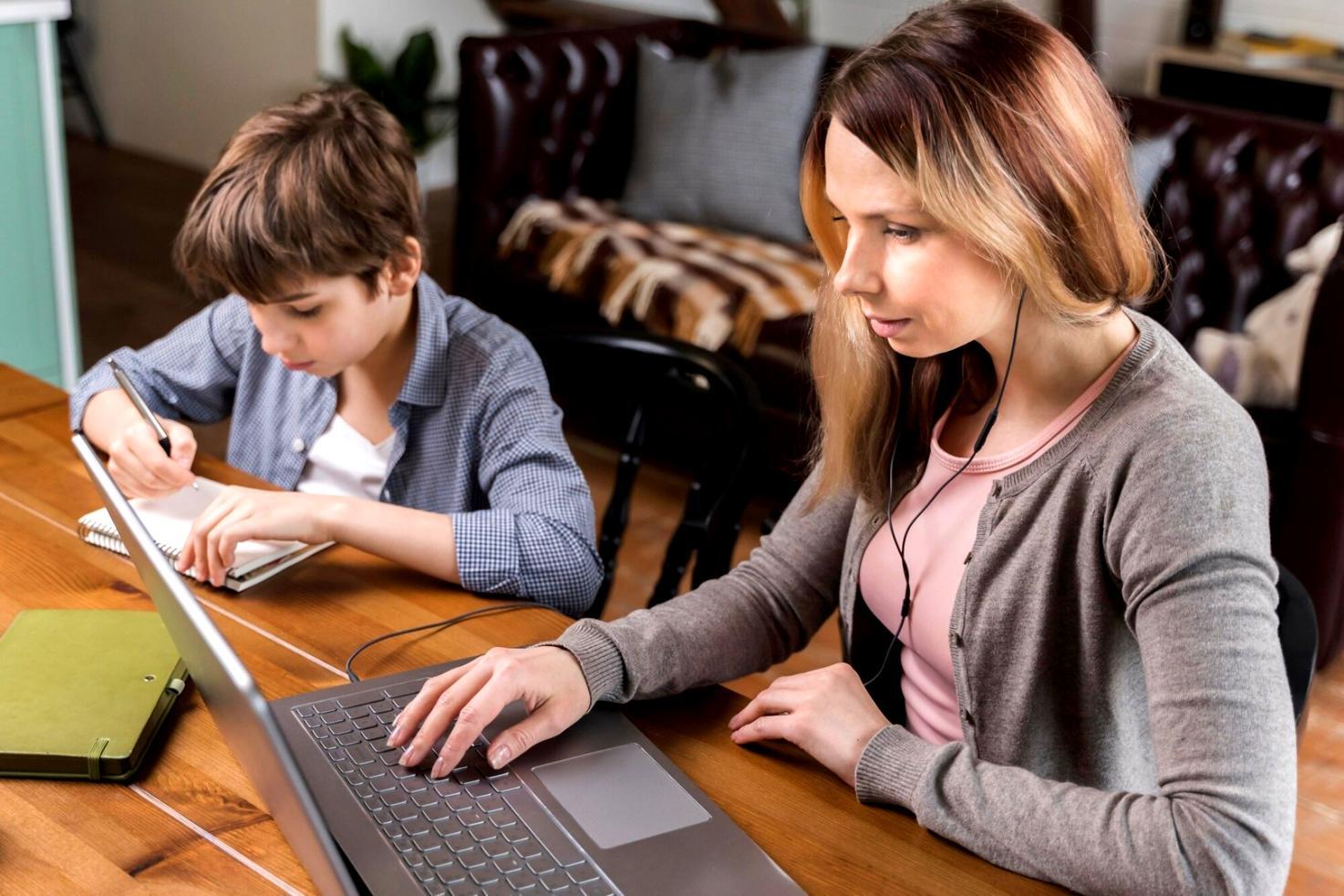 Partnerství s předními finančními institucemi